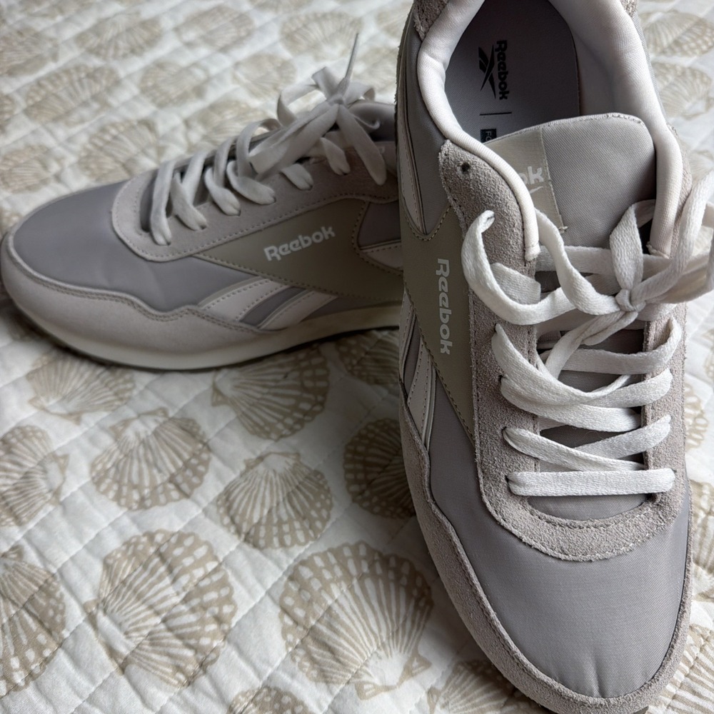 Reebok Glide Low Perfect Fit Suede Lace Up Womens Sneaker In Stone 11 Us 42.5 Eu